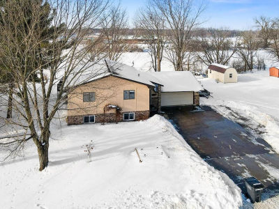 655 11th St SW Pine City, MN 55063