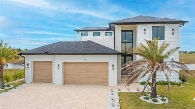 7 Sunflower Dr Placida, FL 33946