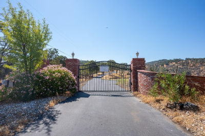 1320 Headlands Dr Napa, CA 94558