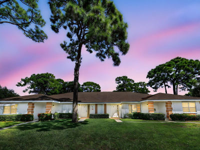 1222 S Lakes End Dr APT C Fort Pierce, FL 34982