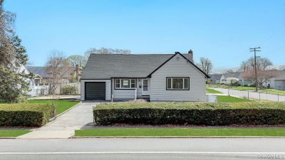 207 August Rd North Babylon, NY 11703