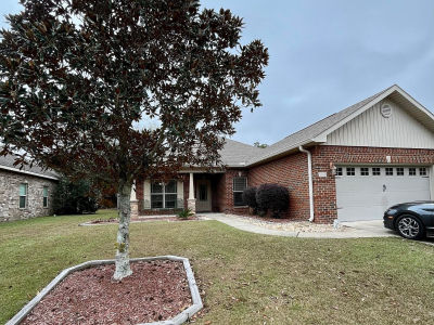 13715 Fox Hill Dr Gulfport, MS 39503