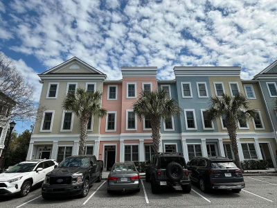 656 Coleman Blvd UNIT 402 Mount Pleasant, SC 29464