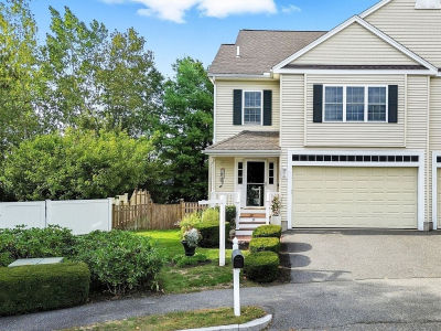 35 Andrea Cir UNIT 35 Needham Heights, MA 02494