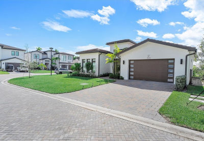 3502 Ashwood Cir N Hollywood, FL 33312