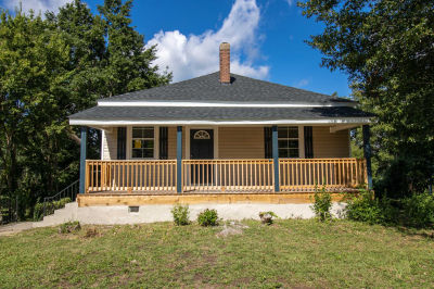 240 Holly Street, Winnsboro, SC, USA