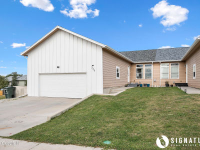 328 Westhills Loop Gillette, WY 82718