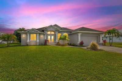 1077 Rotonda Cir Rotonda West, FL 33947