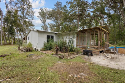 1377 NE 143rd Ave Old Town, FL 32680