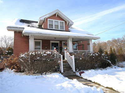 2447 Schaefer St Saginaw, MI 48602