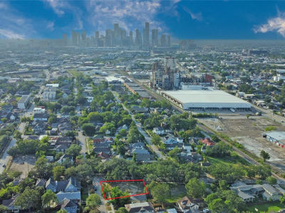 4401 Walker St Houston, TX 77023