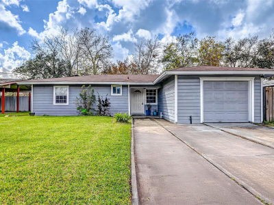 3704 Malone Dr Pasadena, TX 77503