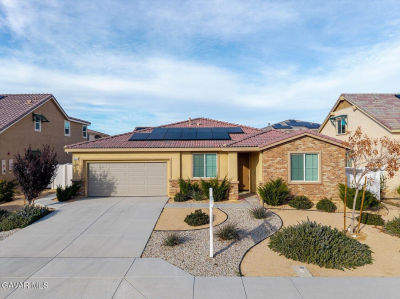 2107 Helconia Ct Palmdale, CA 93551