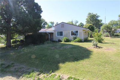 225 E 13th St Horton, KS 66439