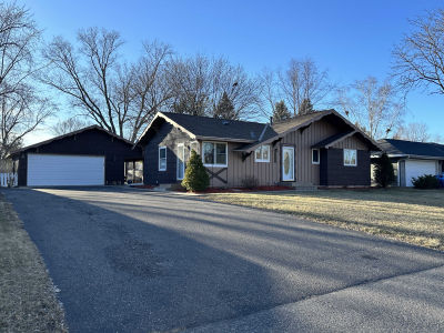 8140 Granada Avenue South, Cottage Grove, MN, USA