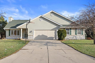 7170 S Countryside Dr Franklin, WI 53132