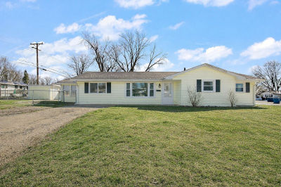 42 Hanson Dr Bourbonnais, IL 60914