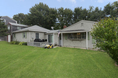 85 Highland Avenue, Portsmouth, RI, USA