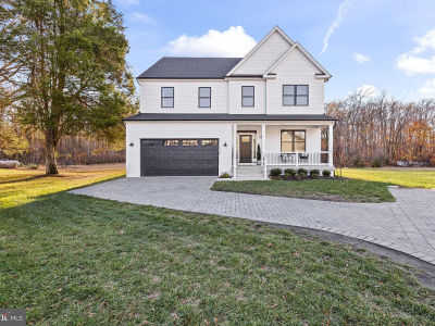 1305 Dark Horse Ct Edgewater, MD 21037