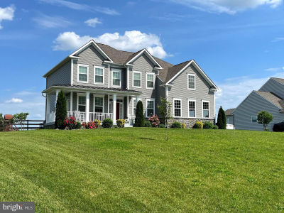 725 Holland Dr Martinsburg, WV 25403