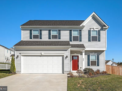 77 Signal Knob Cottage Dr Strasburg, VA 22657