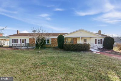 81 Stayman Dr Romney, WV 26757
