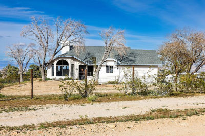 328 E Dana Ave Ridgecrest, CA 93555