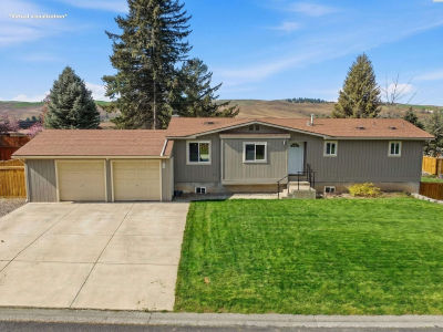 801 E Valleyview Ave Colfax, WA 99111