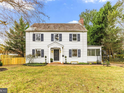 411 Gittings Ave Baltimore, MD 21212