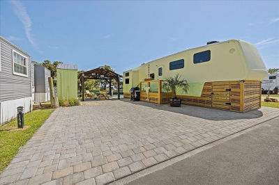 3665 Sandpiper Rd #157 Virginia Beach, VA 23456