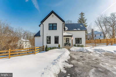 38 E 5th Ave Collegeville, PA 19426