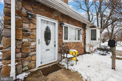 624 E Springfield Rd Springfield, PA 19064