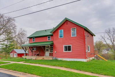 110 S Mill St Albany, WI 53502