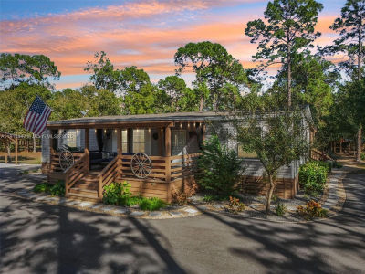 5255 Pioneer 17th St Clewiston, FL 33440