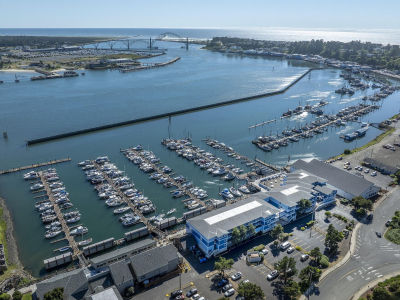 890 SE Bay Blvd #207 Newport, OR 97365