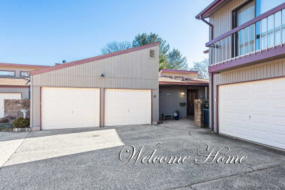 6 Eastport Ct, Red Bank, NJ, USA