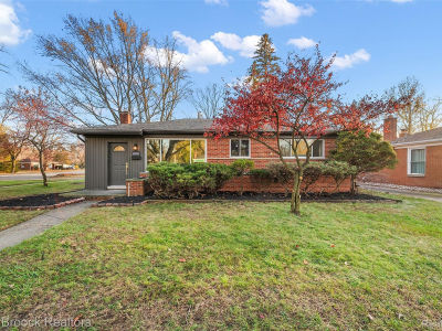 34909 W Chicago St Livonia, MI 48150