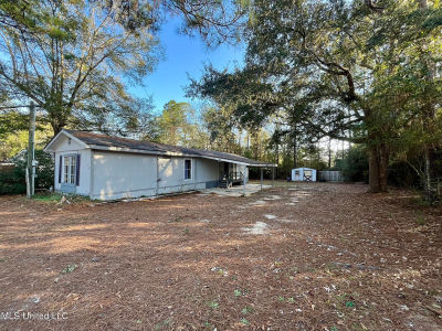 9748 Limu Way Diamondhead, MS 39525