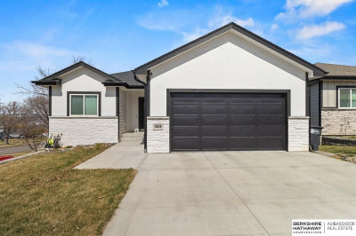 5838 N St Omaha, NE 68117