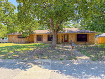2809 Lafayette St Corsicana, TX 75110