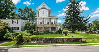 7301 Chestnut Ave Melrose Park, PA 19027