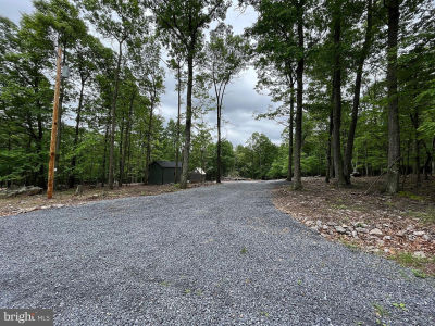 307 Grimaldi Way Hedgesville, WV 25427