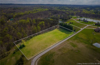 5451 W Mallard Dr Scottsburg, IN 47170