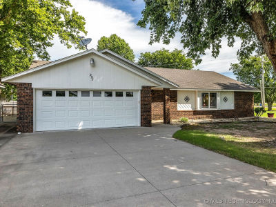 297 Willow Dr Pryor, OK 74361