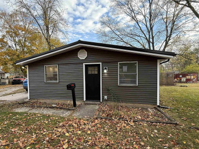 5709 Remington Dr Fort Wayne, IN 46809