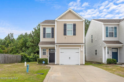 70 Thornbury Dr Rocky Point, NC 28457