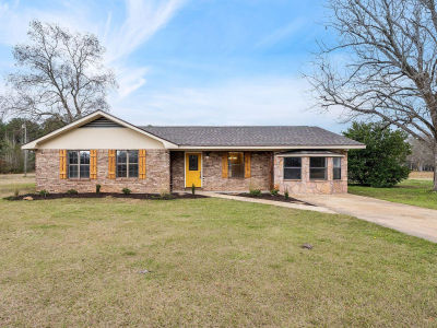 233 Pop Runnels Rd Petal, MS 39465