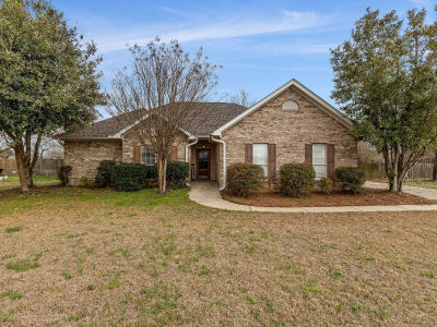 24 Rotan Ct Petal, MS 39465