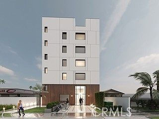 4347 Woodlawn Los Angeles, CA 90011