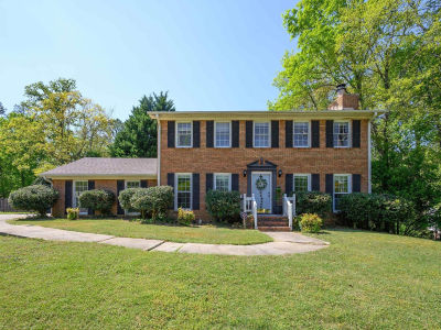 5462 Dover Cliff Cir Birmingham, AL 35242